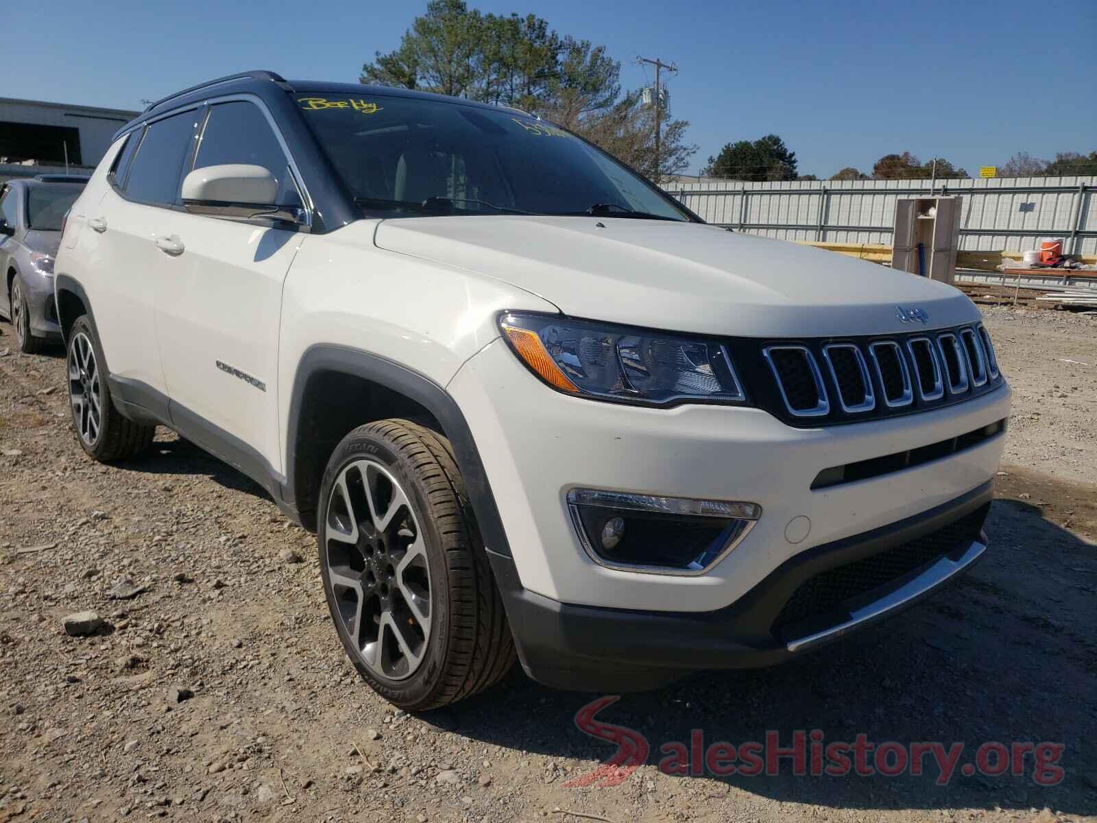 3C4NJDCB3JT249260 2018 JEEP COMPASS