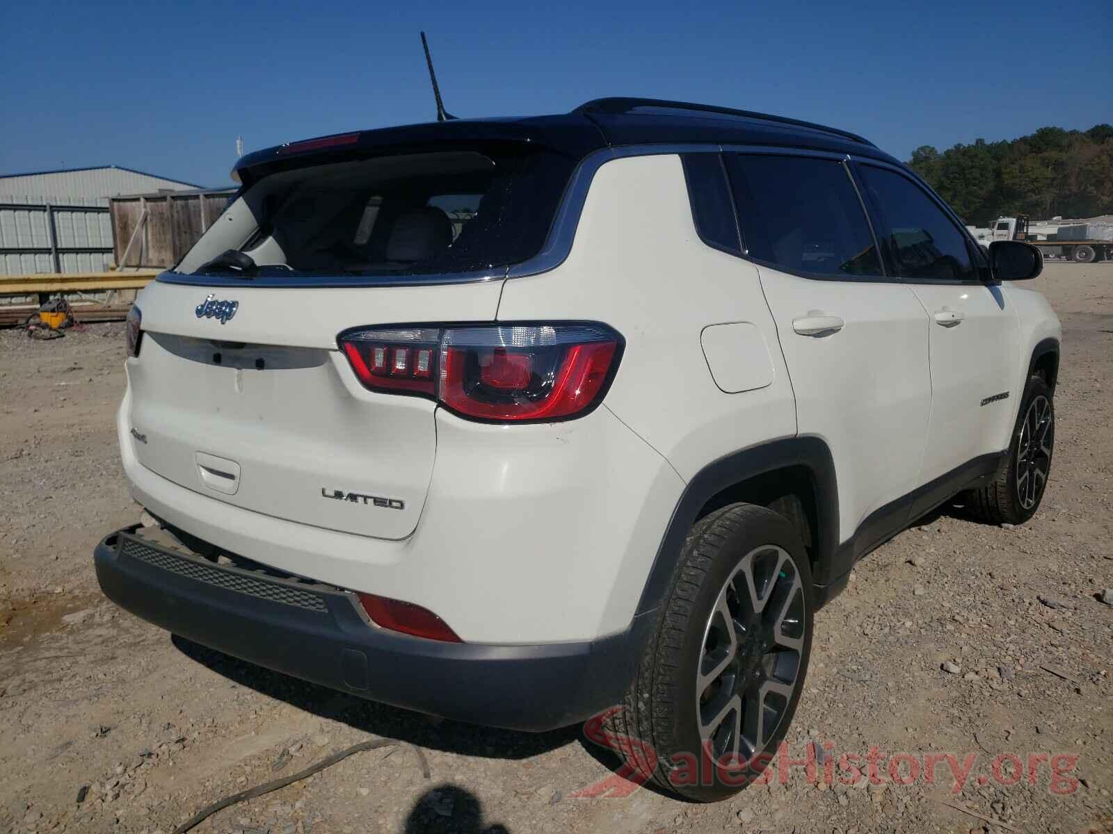 3C4NJDCB3JT249260 2018 JEEP COMPASS