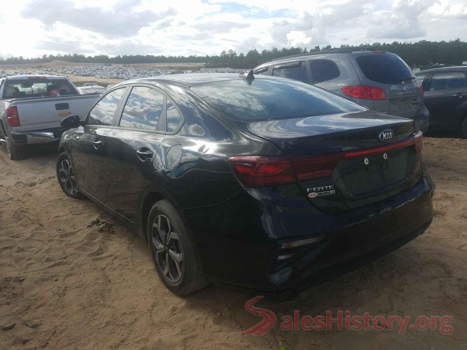 3KPF24AD2KE024260 2019 KIA FORTE