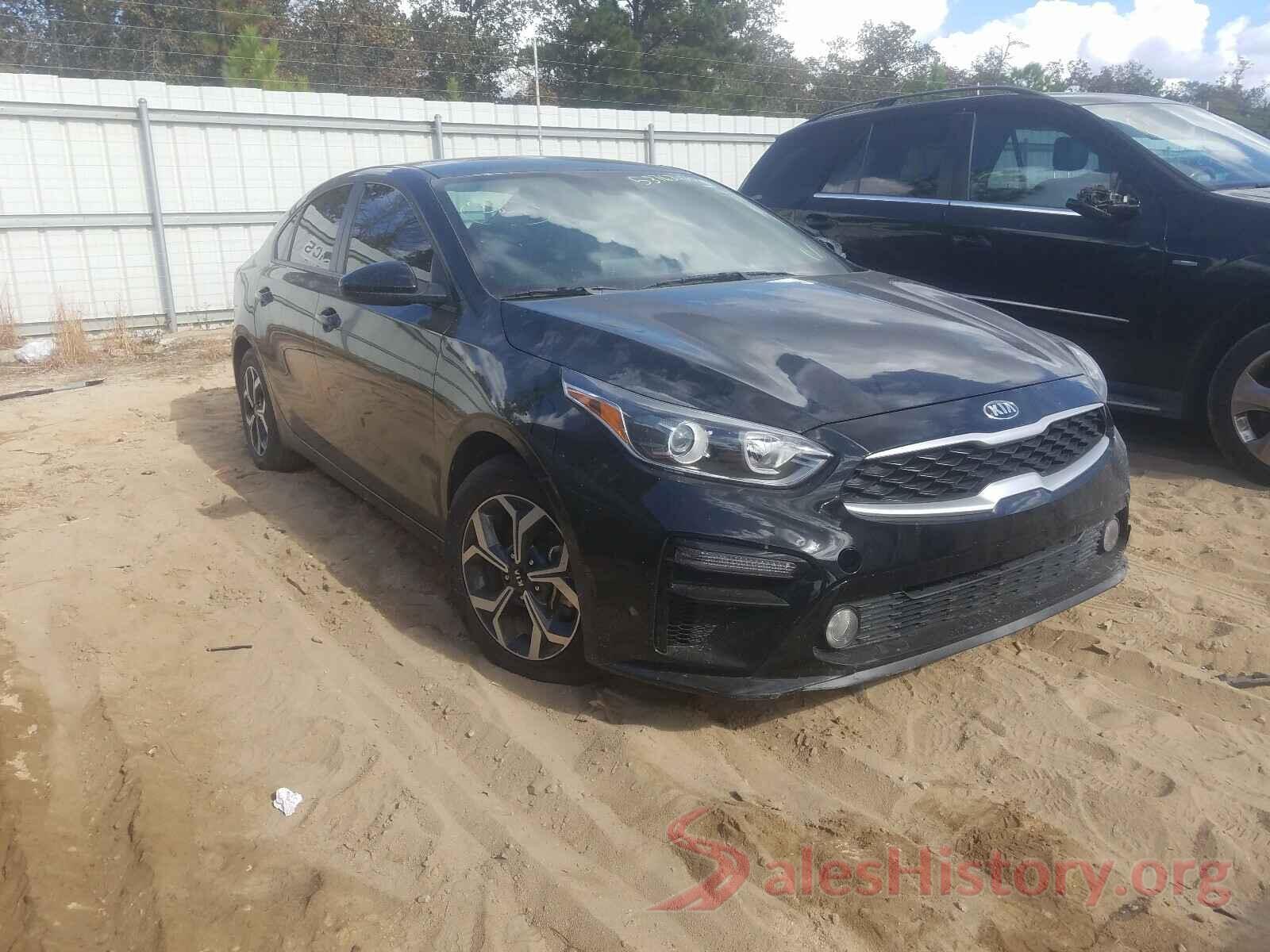 3KPF24AD2KE024260 2019 KIA FORTE