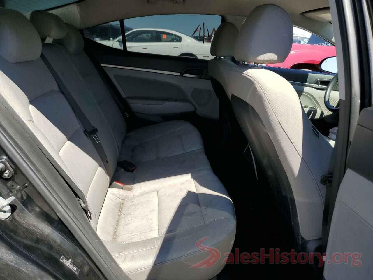 5NPD84LF5JH213189 2018 HYUNDAI ELANTRA