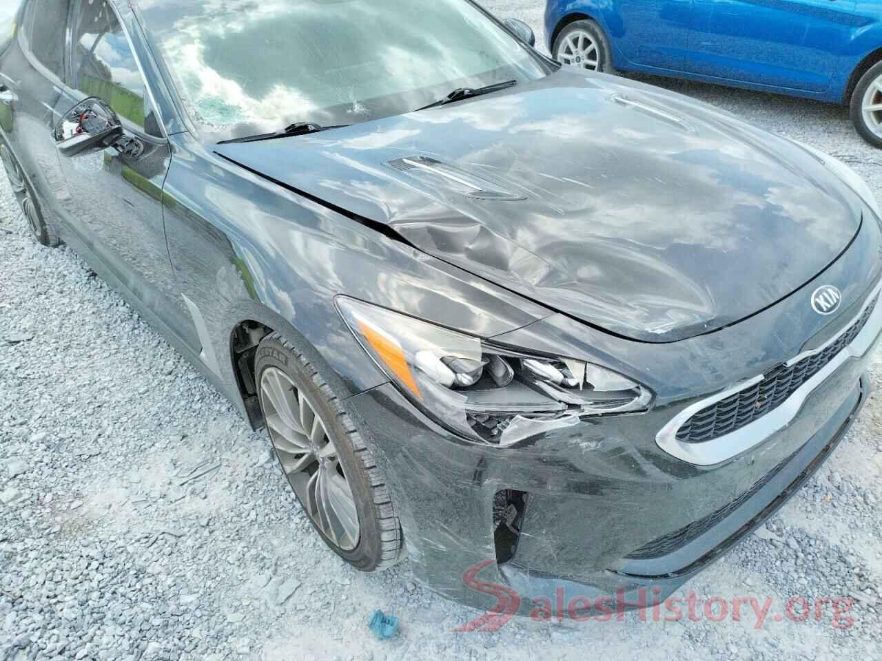 KNAE25LA3J6017503 2018 KIA STINGER