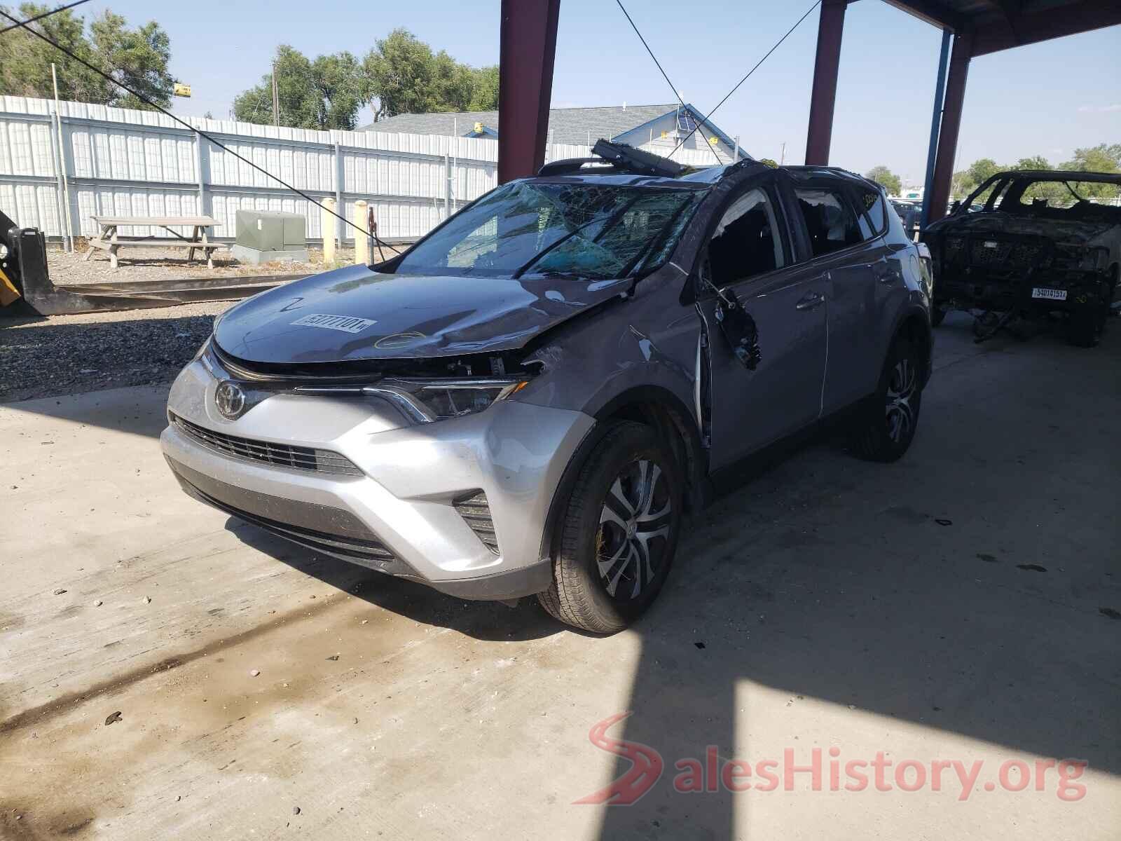 JTMZFREV1JD125761 2018 TOYOTA RAV4