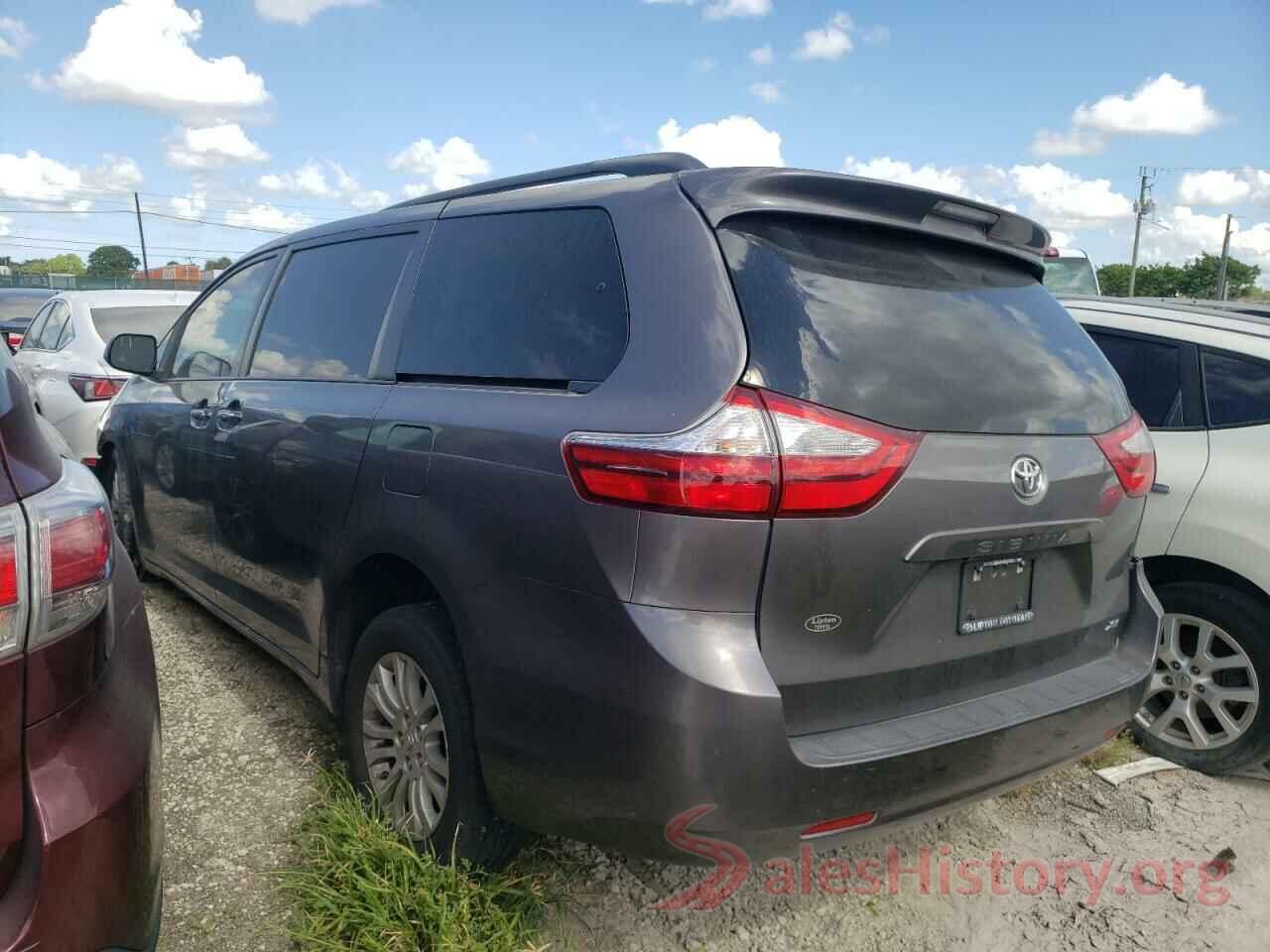 5TDYZ3DC8HS793698 2017 TOYOTA SIENNA