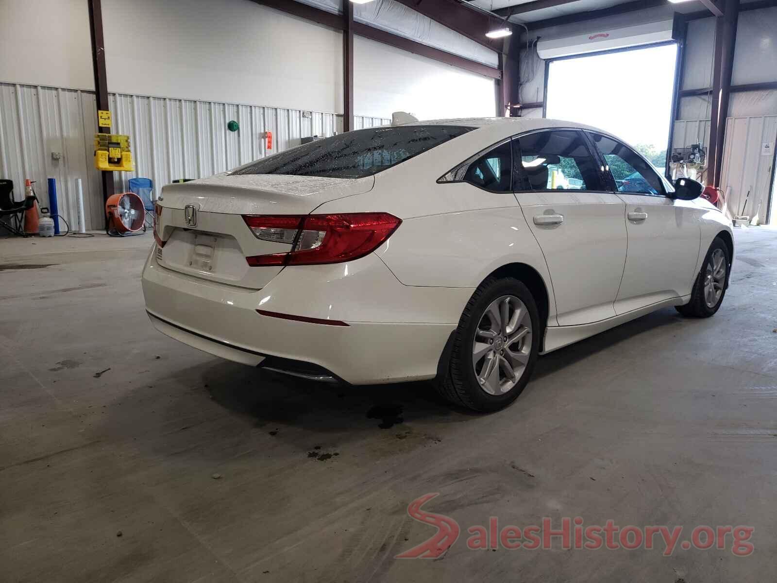 1HGCV1F17JA231821 2018 HONDA ACCORD