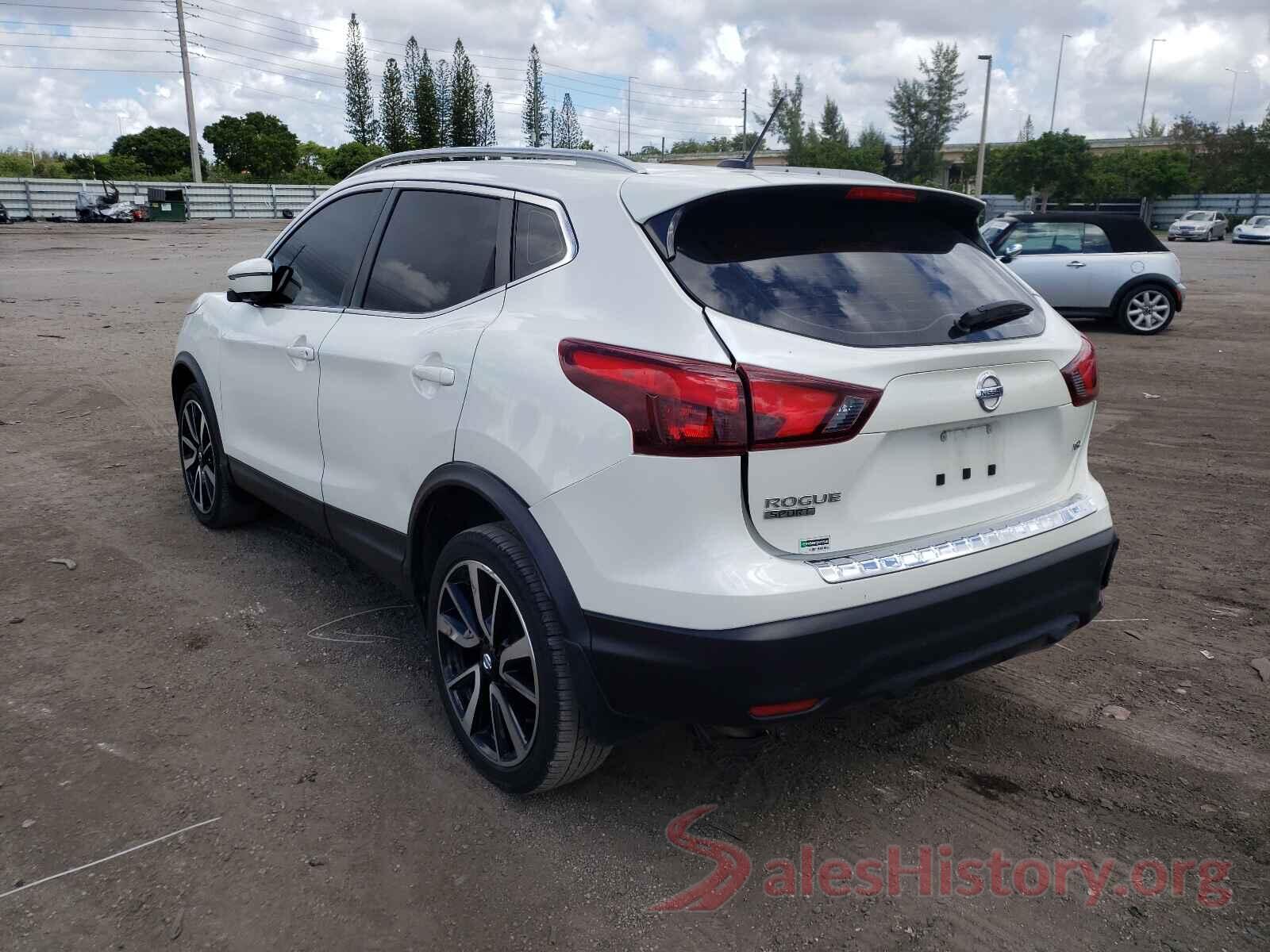 JN1BJ1CP9JW196414 2018 NISSAN ROGUE