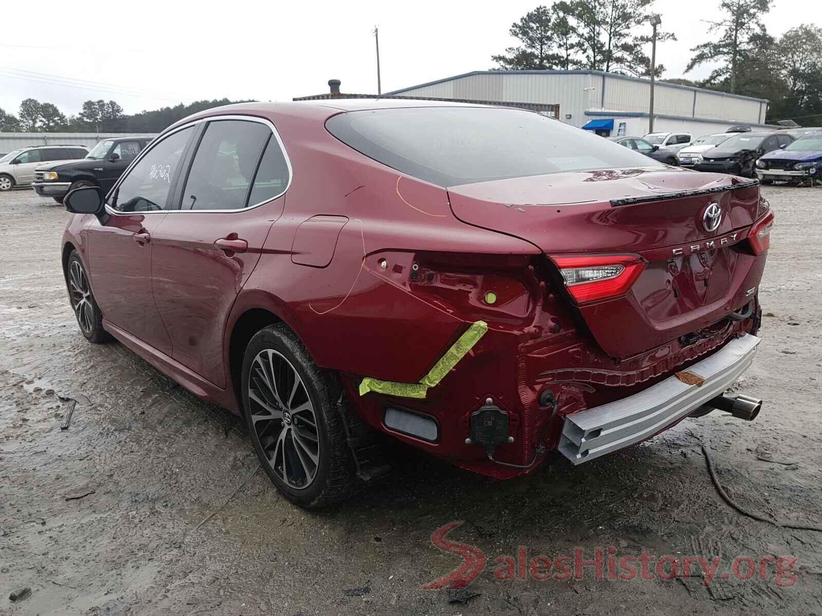 4T1B11HK8JU533818 2018 TOYOTA CAMRY