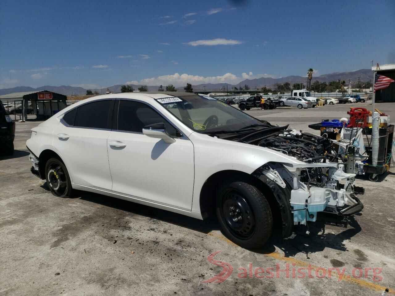 58ADZ1B13MU105010 2021 LEXUS ES350