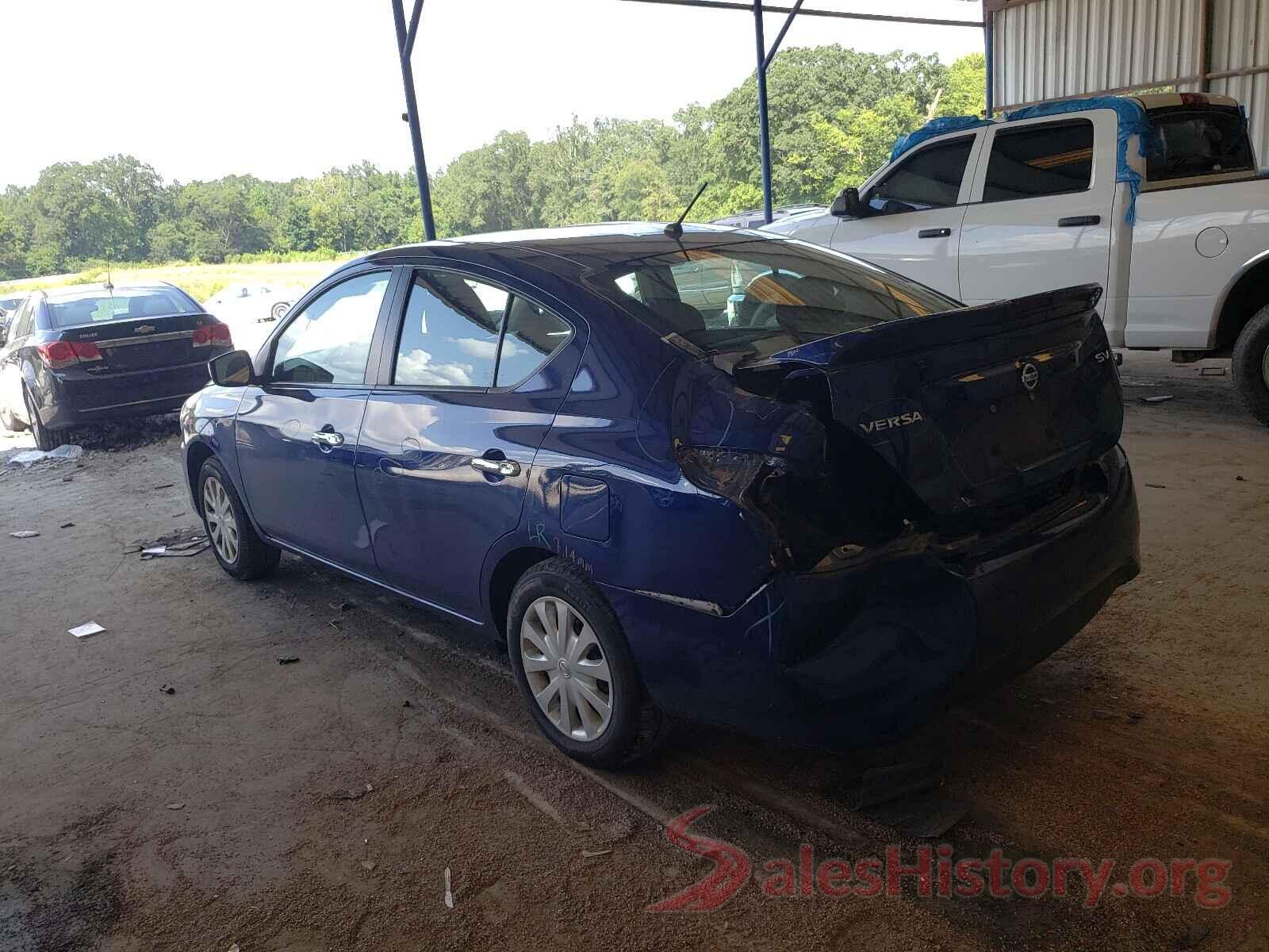 3N1CN7AP2JL868320 2018 NISSAN VERSA