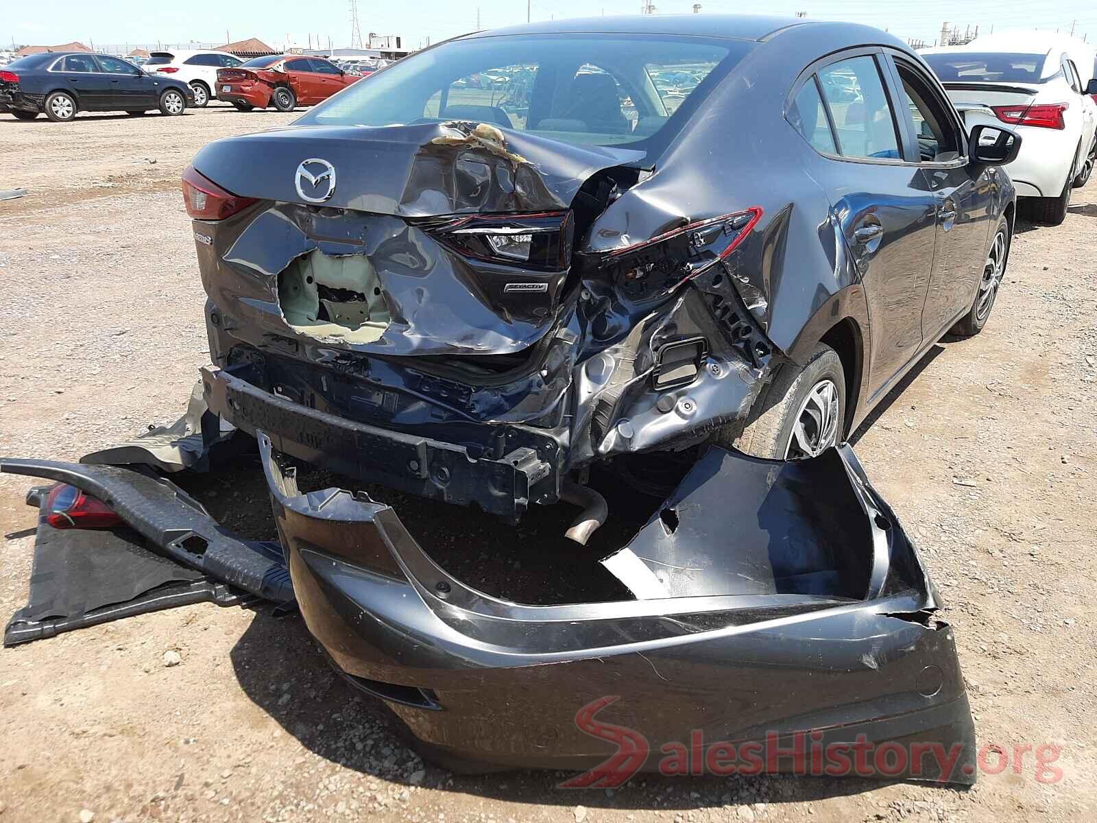 3MZBN1U78HM108878 2017 MAZDA 3