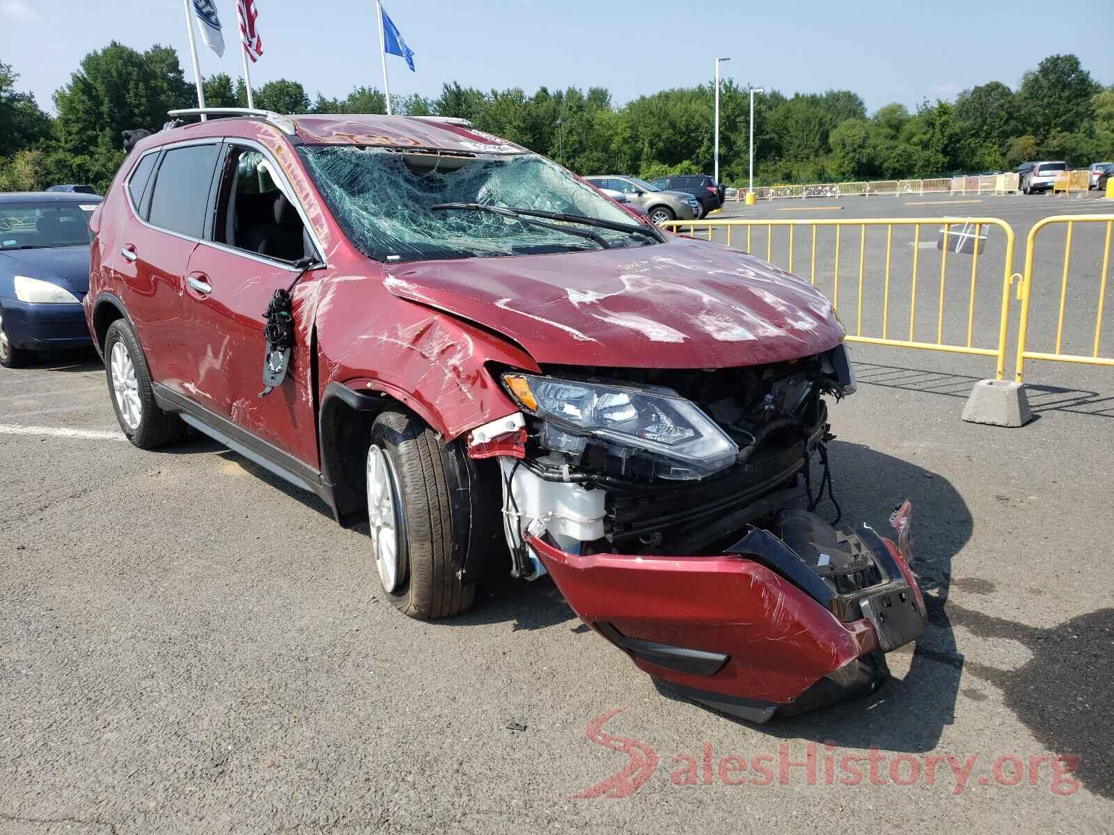 5N1AT2MV6JC708813 2018 NISSAN ROGUE