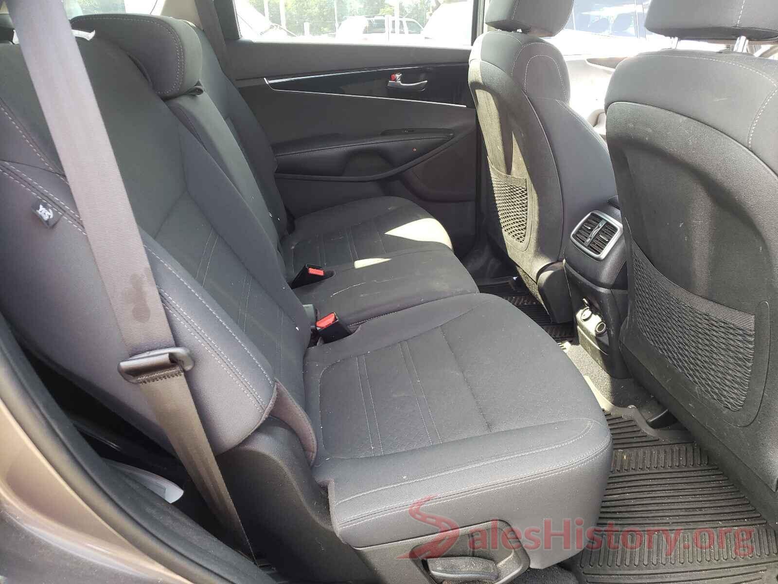 5XYPGDA35KG467812 2019 KIA SORENTO