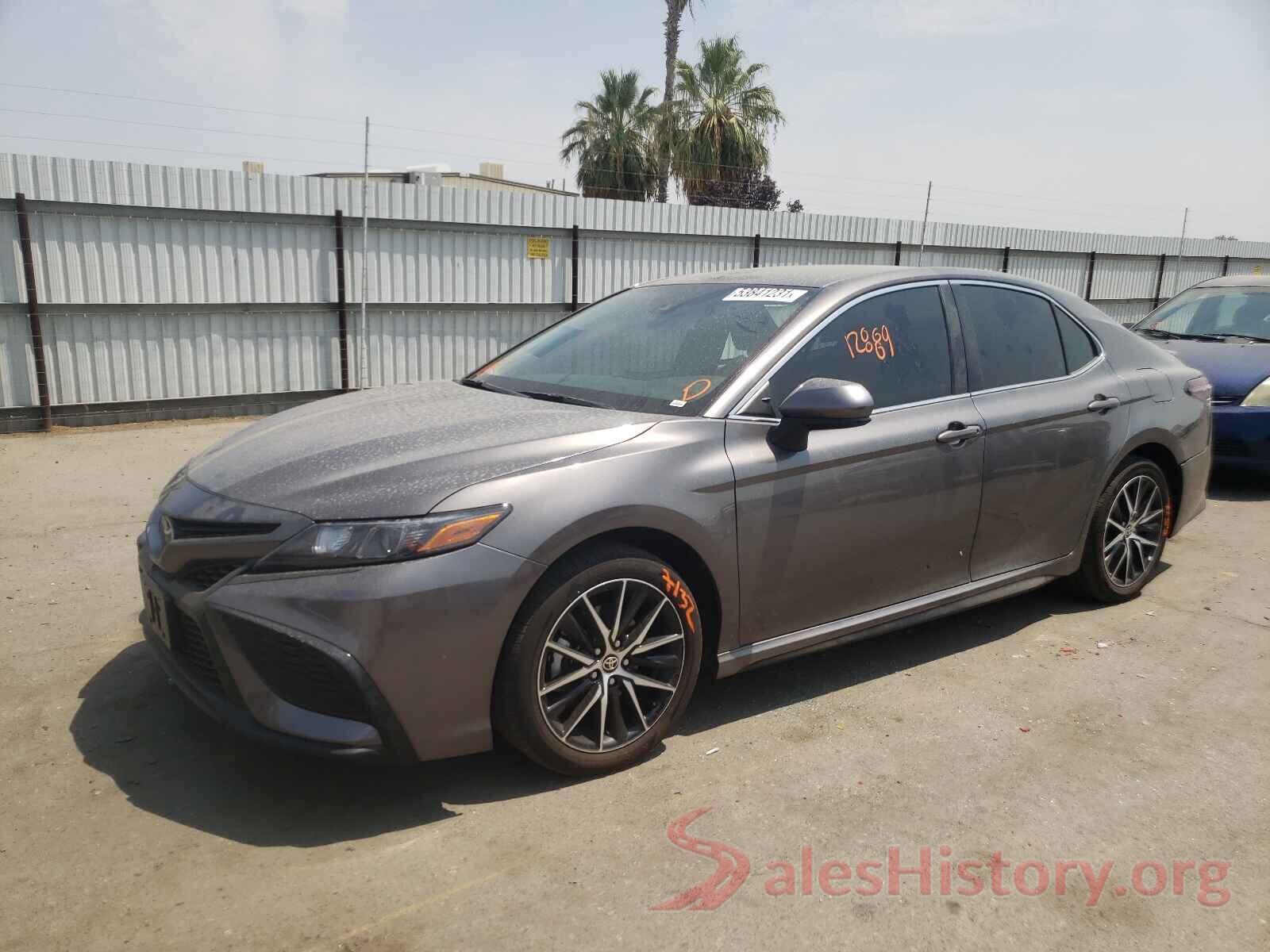 4T1G11AK5MU515510 2021 TOYOTA CAMRY