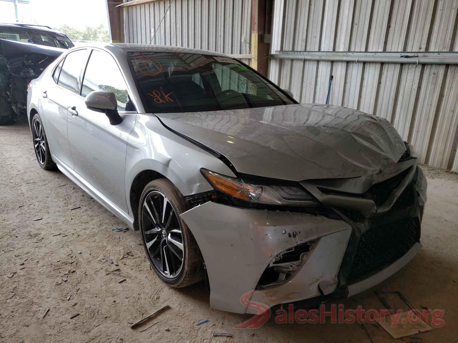 4T1B61HKXJU126147 2018 TOYOTA CAMRY