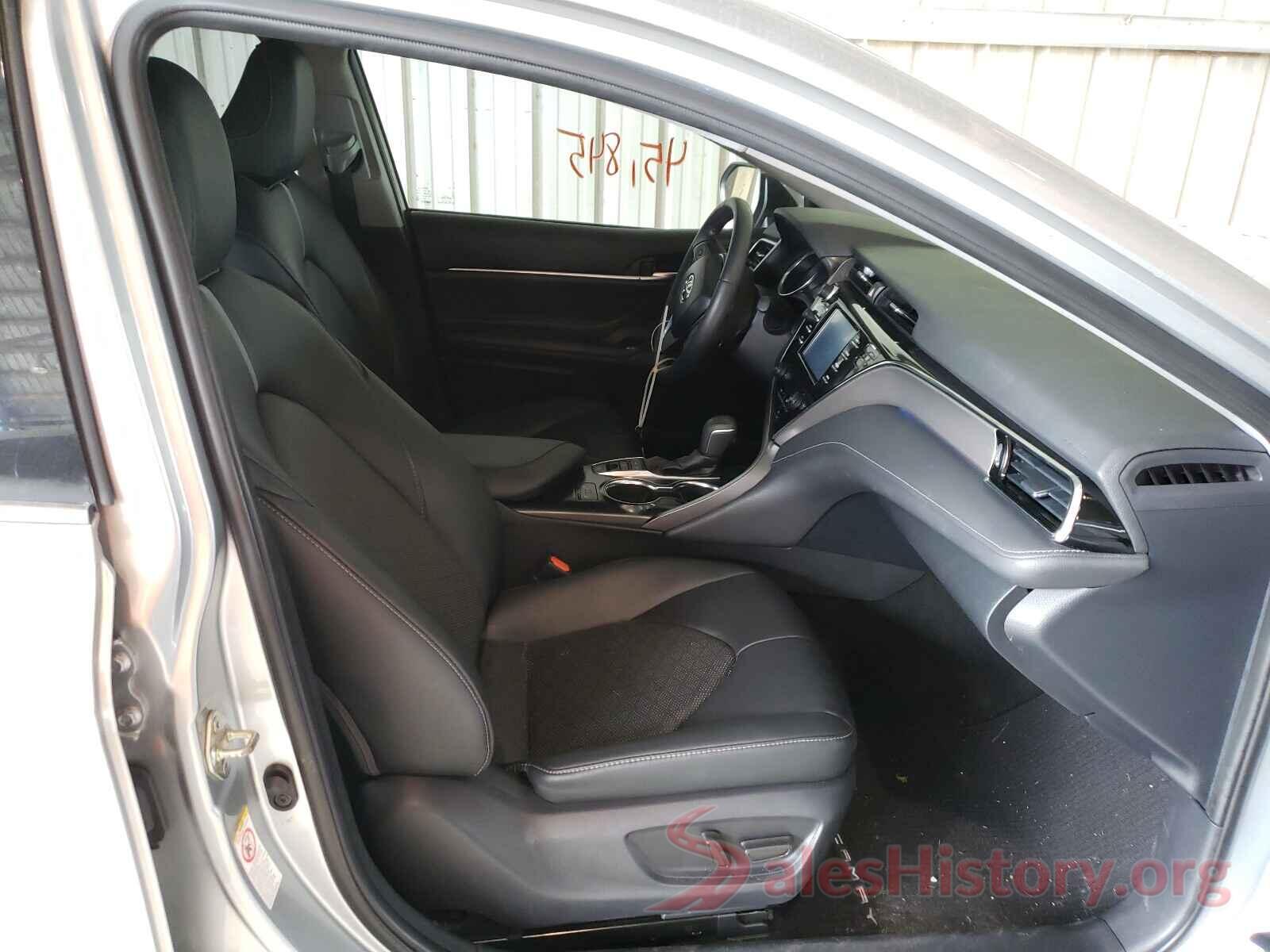 4T1B61HKXJU126147 2018 TOYOTA CAMRY