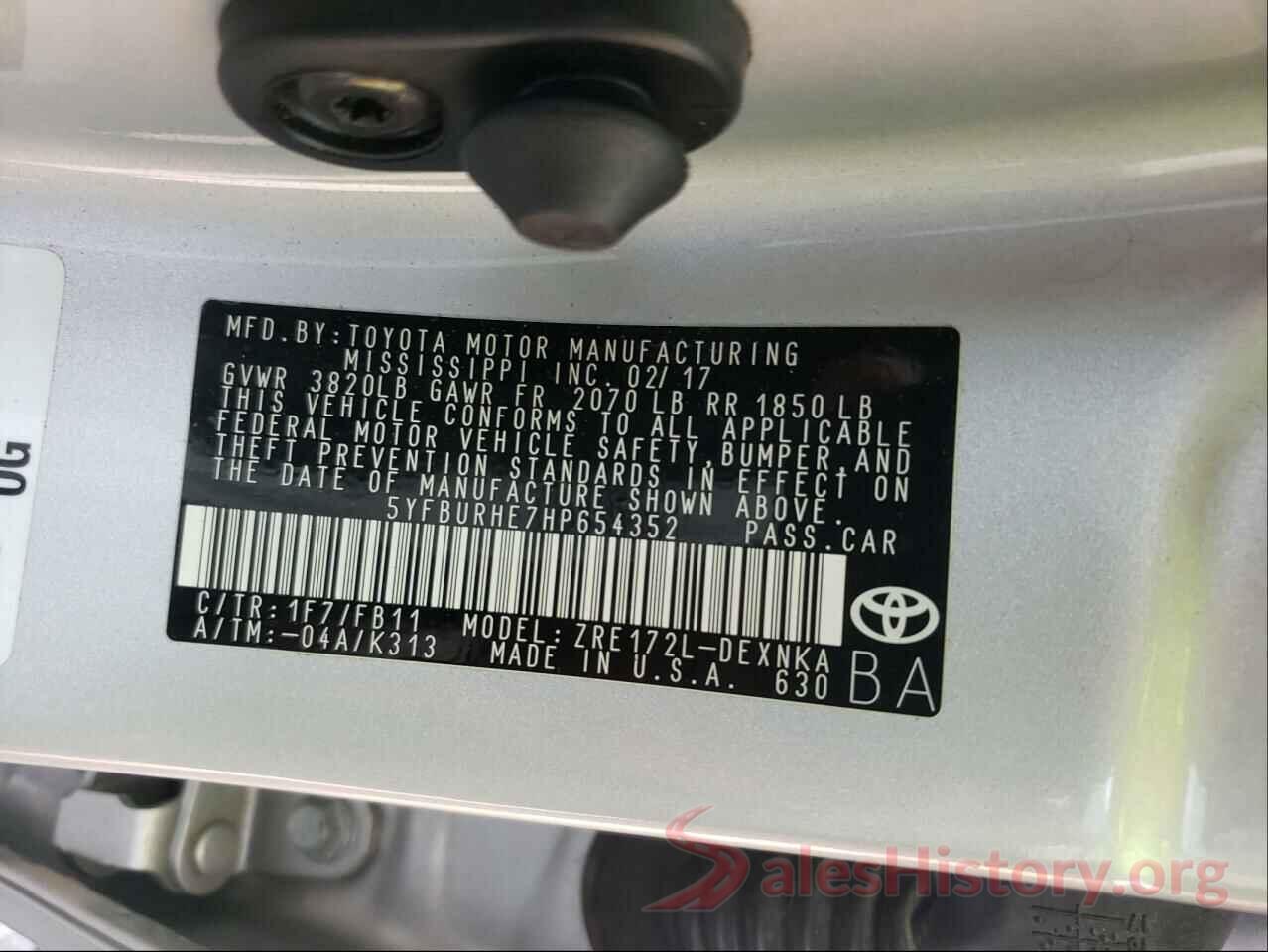 5YFBURHE7HP654352 2017 TOYOTA COROLLA