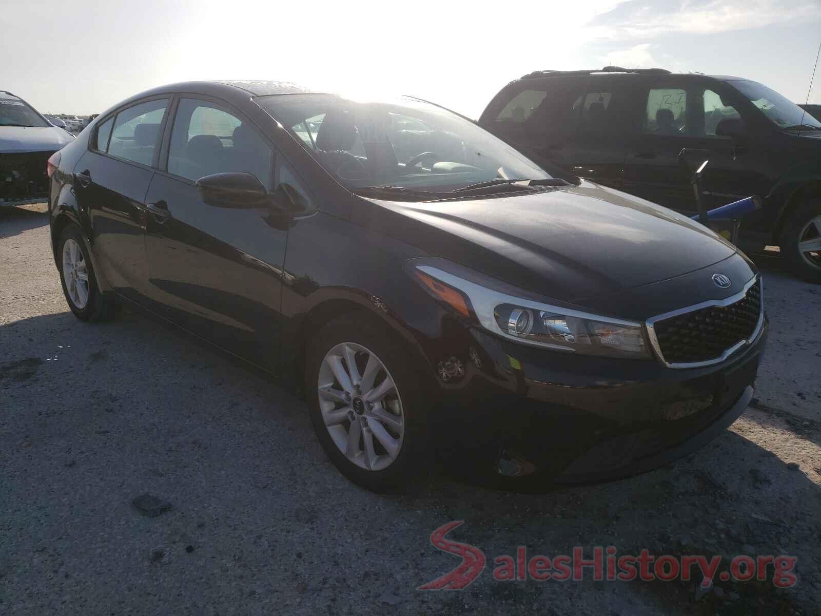 3KPFL4A77HE152882 2017 KIA FORTE