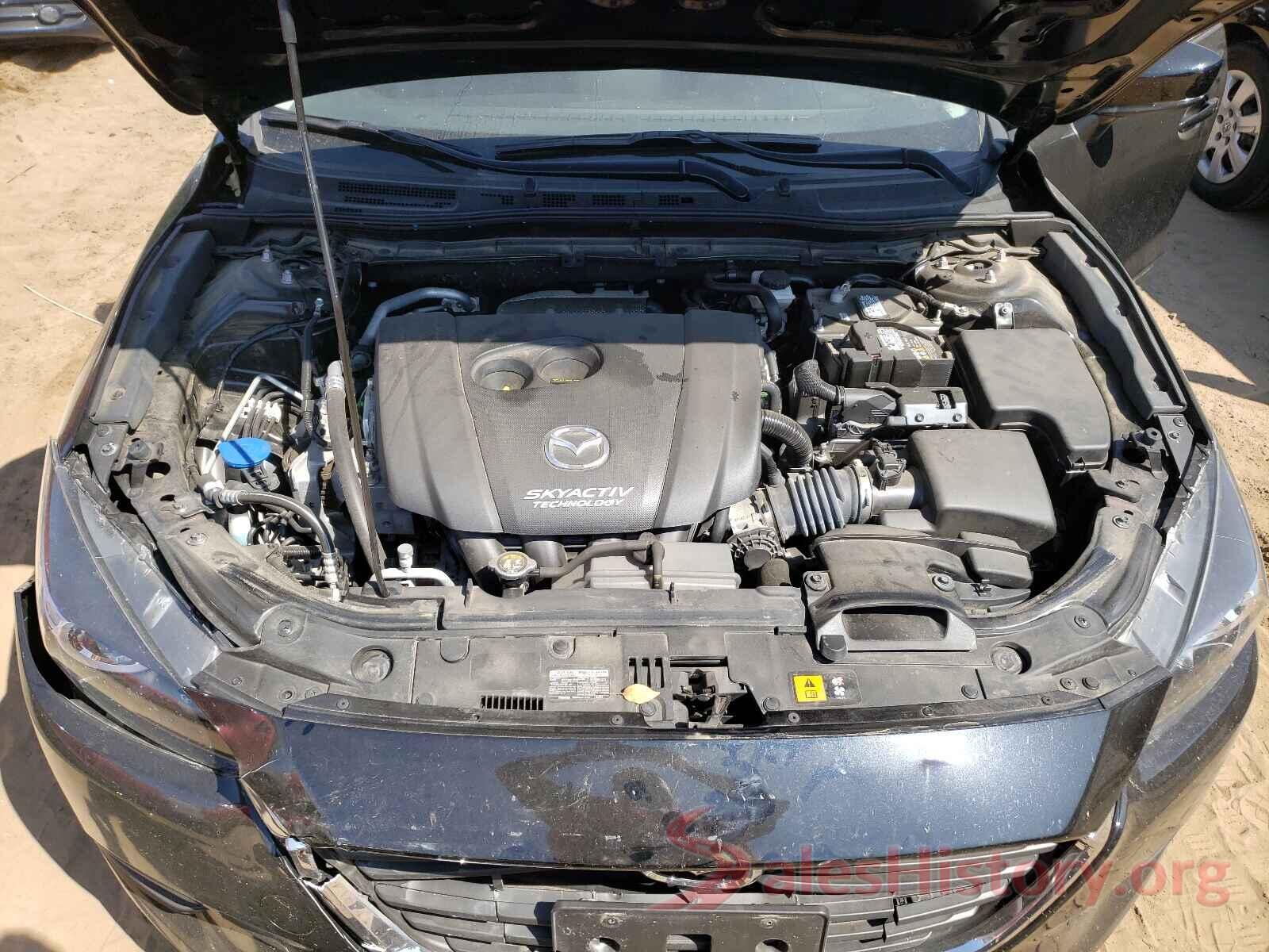 3MZBN1V34JM204623 2018 MAZDA 3