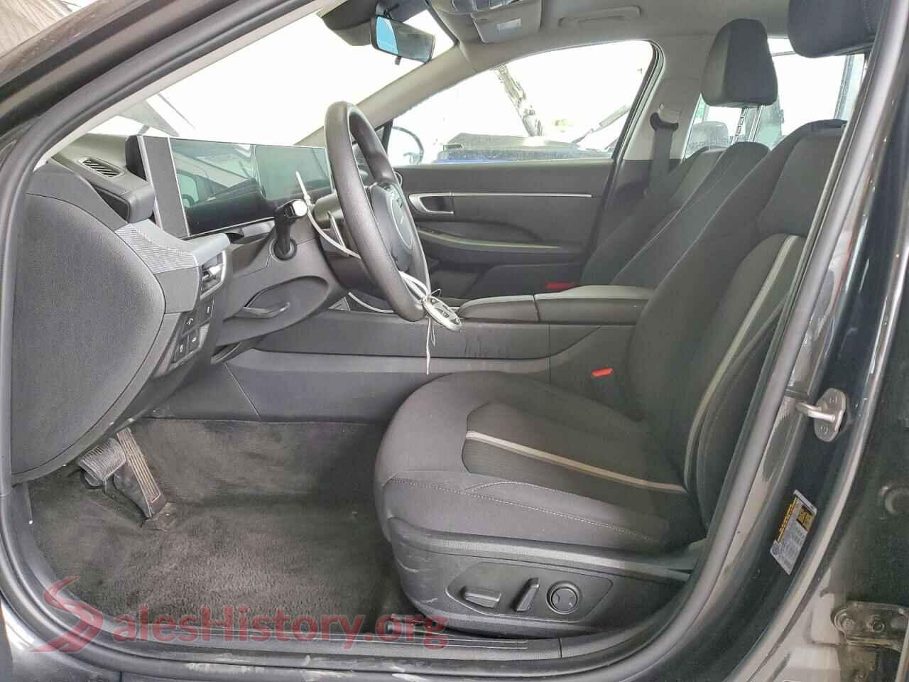 2025 HYUNDAI SONATA VIN KMHL64JA8SA461949, engine bay