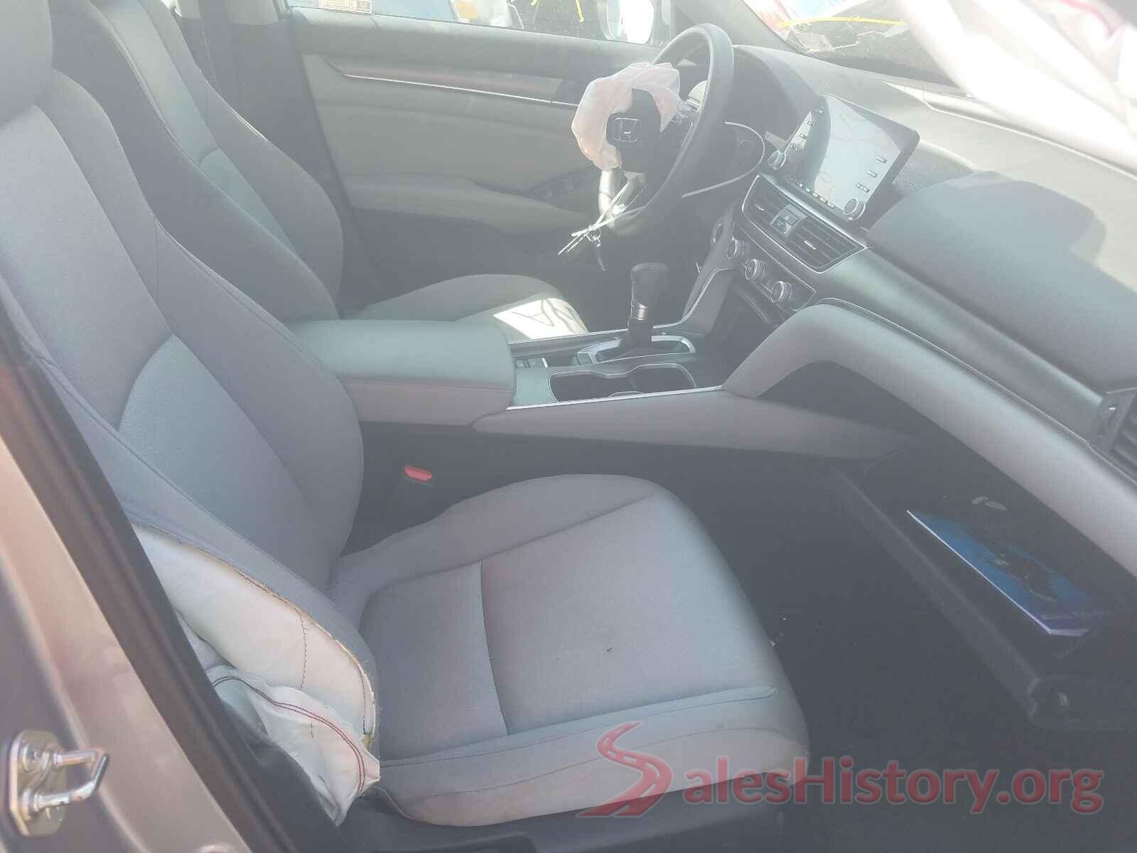 1HGCV1F14JA095874 2018 HONDA ACCORD