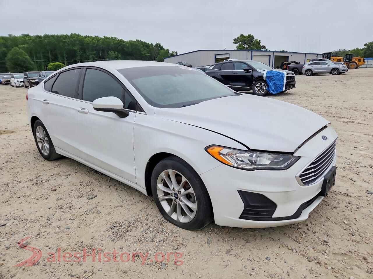 2020 FORD FUSION VIN 3FA6P0HD9LR105112, rear 3/4 view