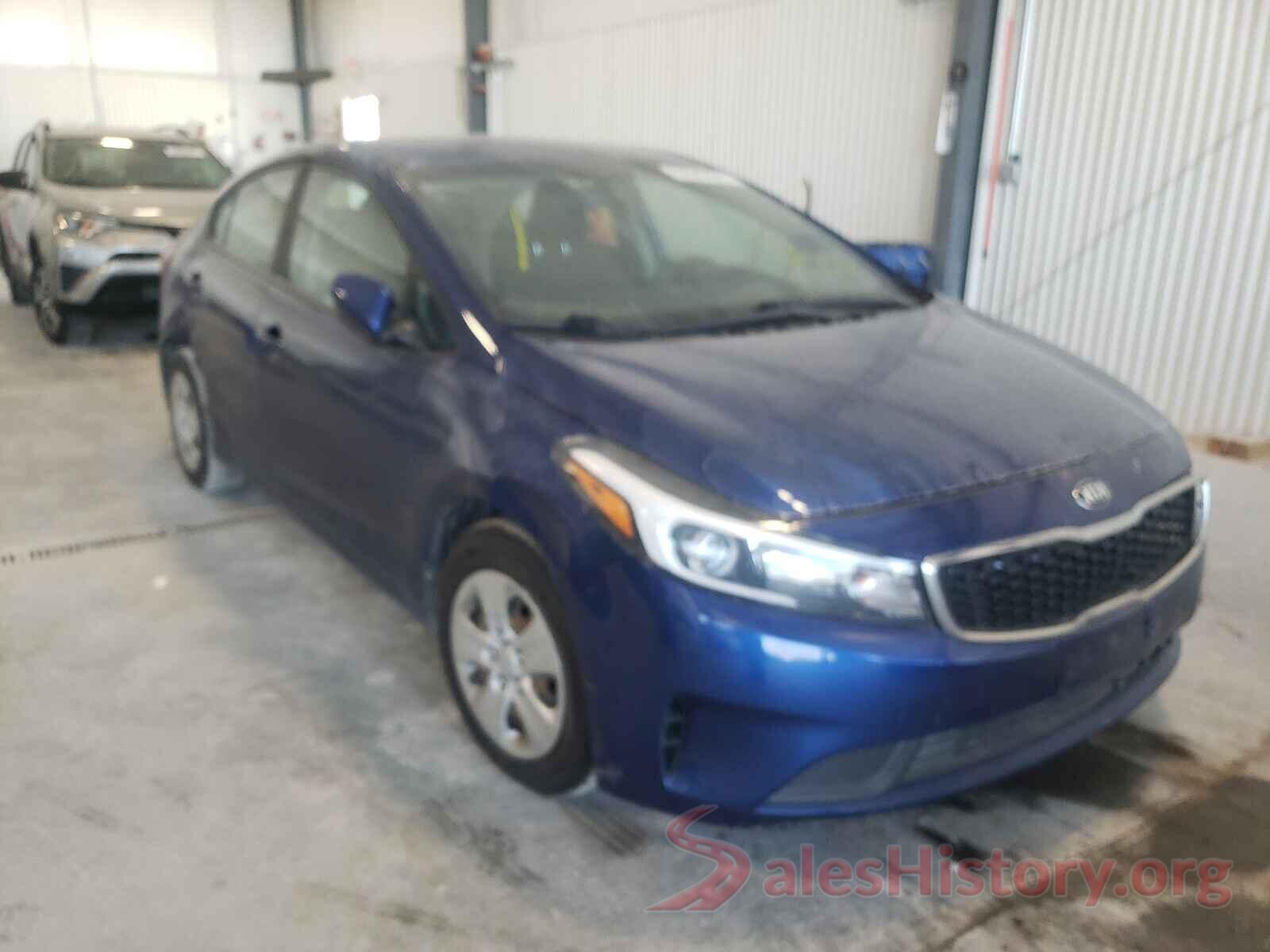 3KPFK4A71JE192755 2018 KIA FORTE