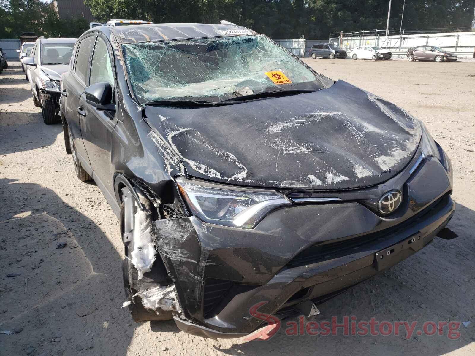 2T3BFREV3JW844983 2018 TOYOTA RAV4