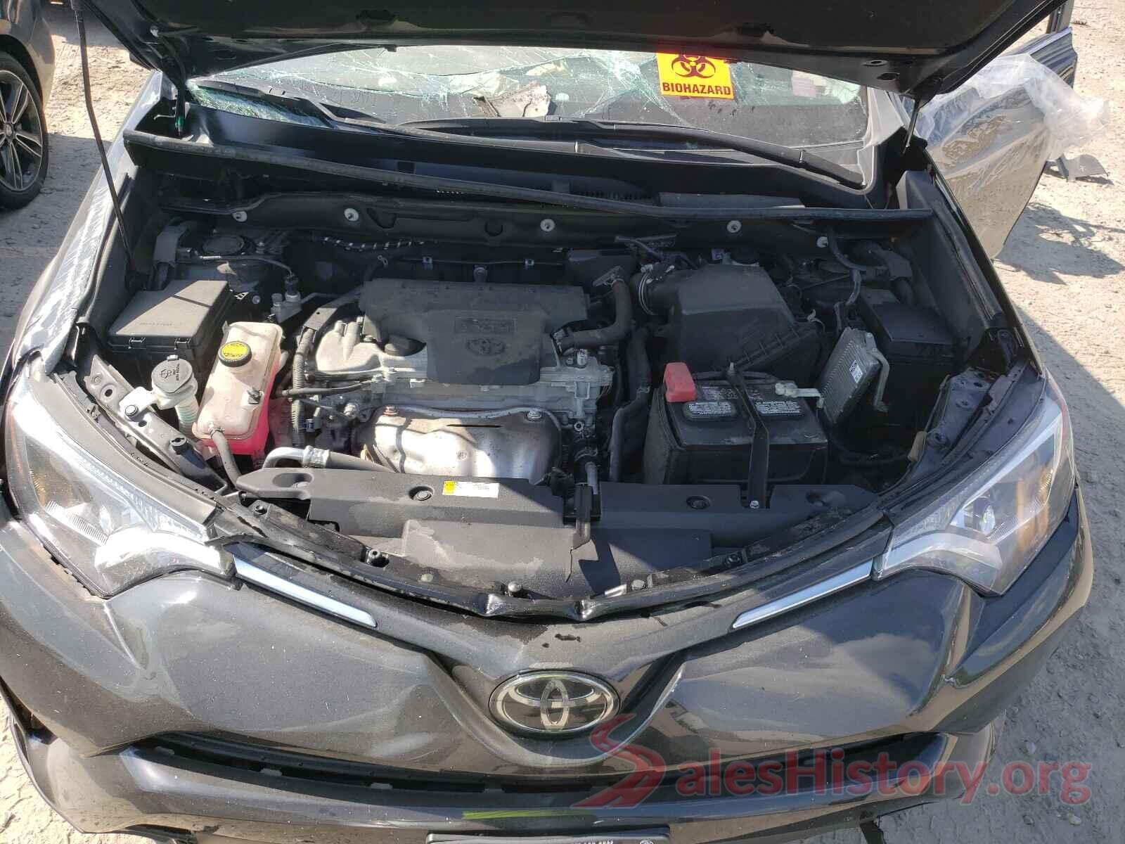 2T3BFREV3JW844983 2018 TOYOTA RAV4