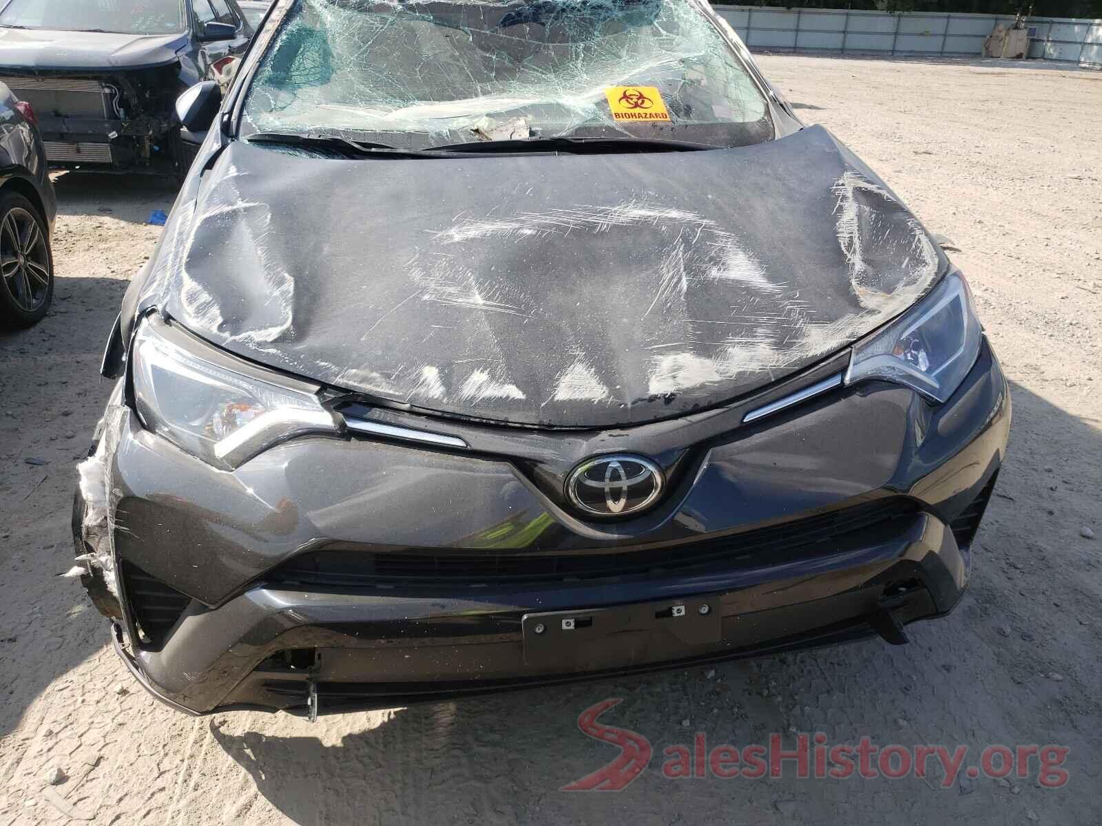 2T3BFREV3JW844983 2018 TOYOTA RAV4