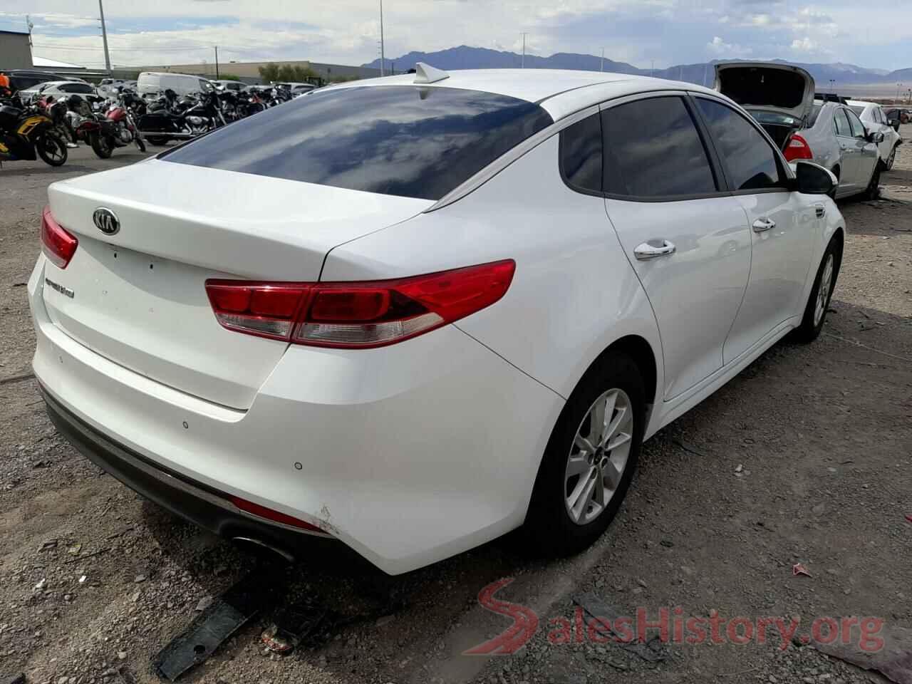 5XXGT4L39JG213225 2018 KIA OPTIMA