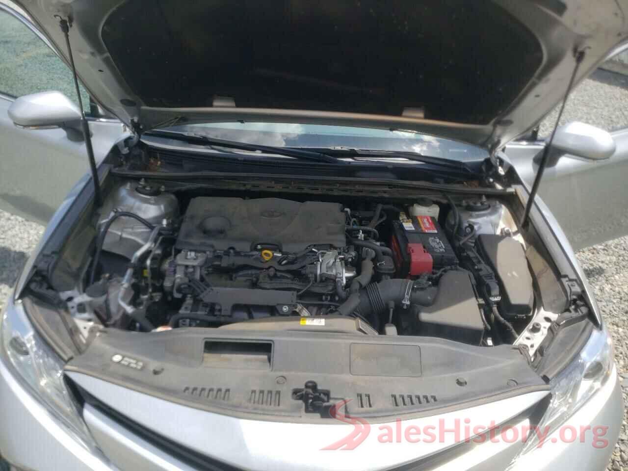 4T1B11HK8JU522981 2018 TOYOTA CAMRY