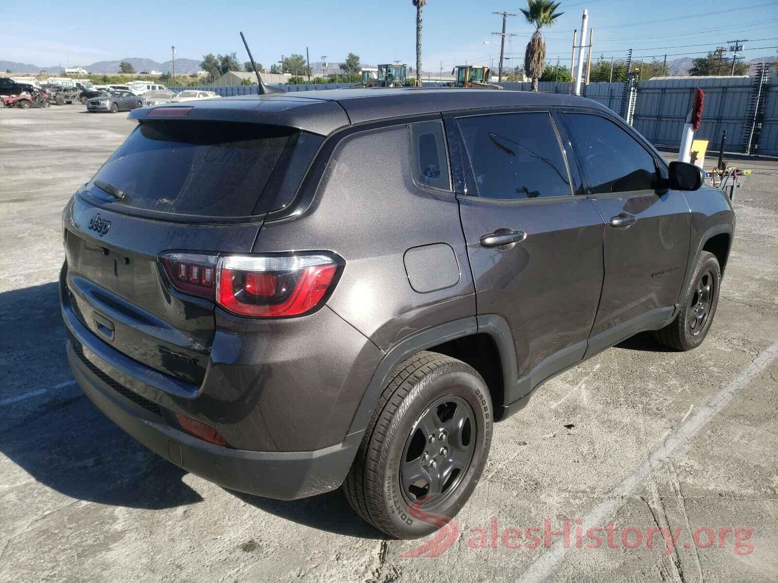 3C4NJDAB1JT423670 2018 JEEP COMPASS