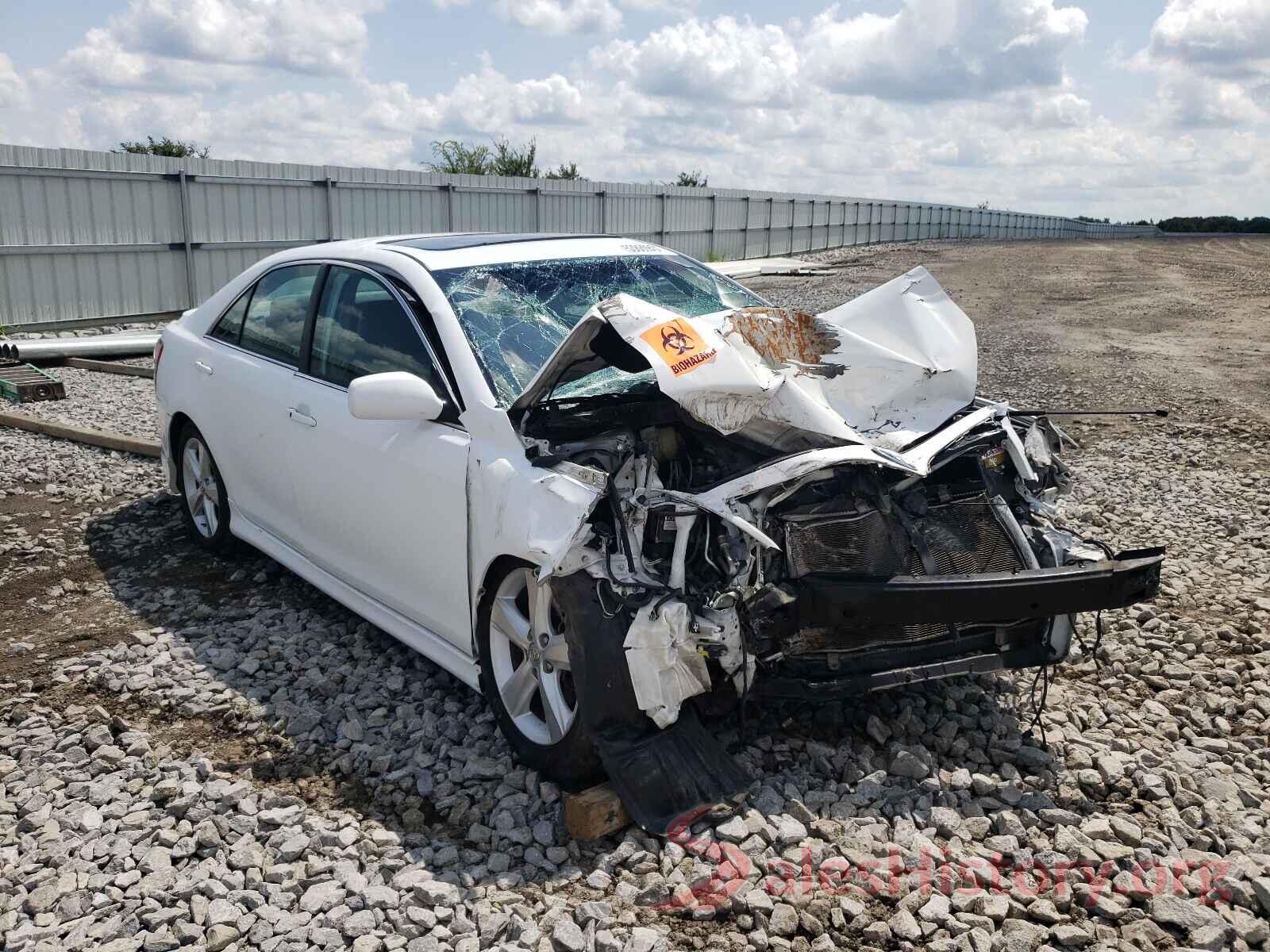 4T1BF3EK5BU594787 2011 TOYOTA CAMRY