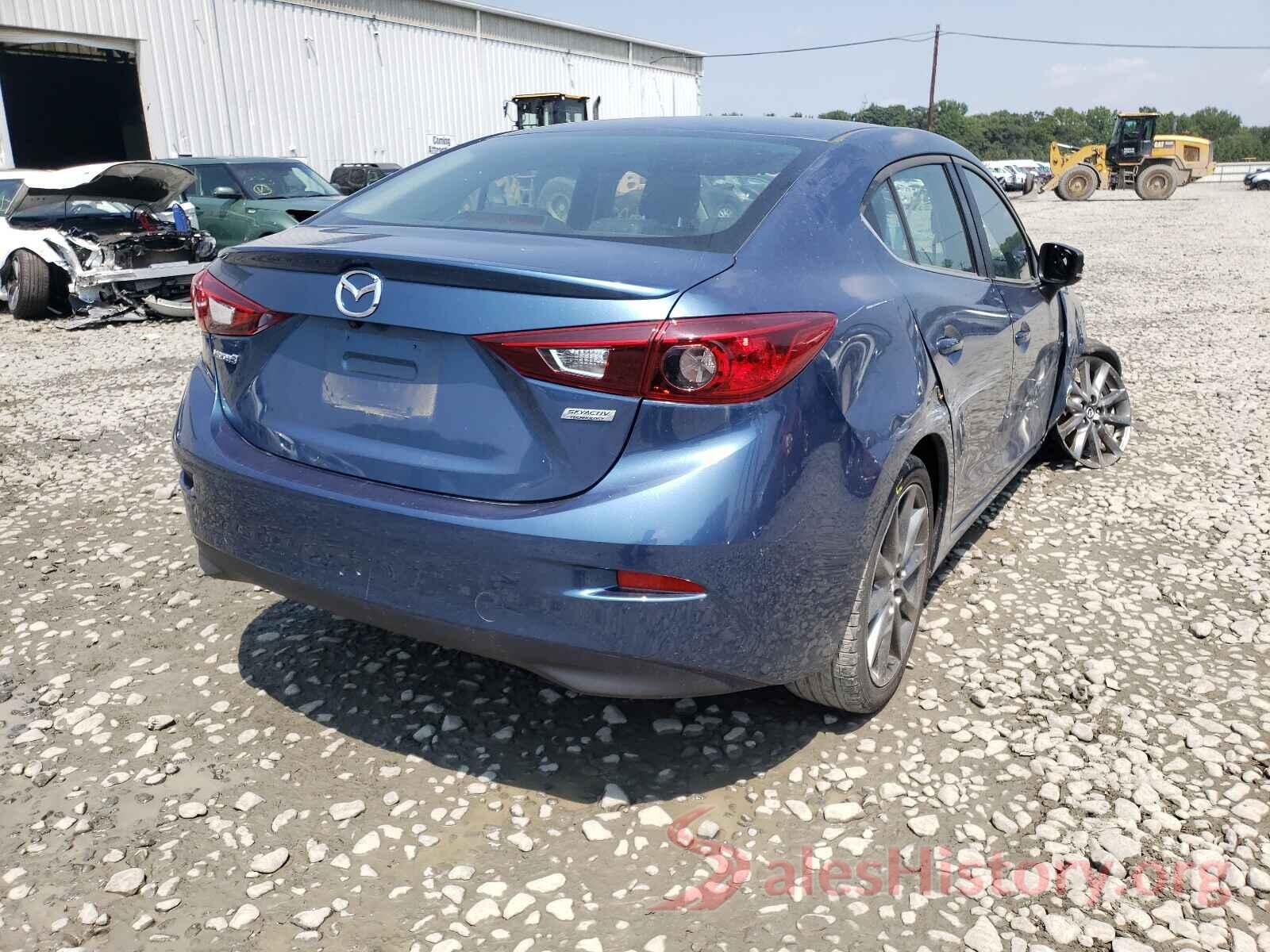 3MZBN1V37JM181385 2018 MAZDA 3