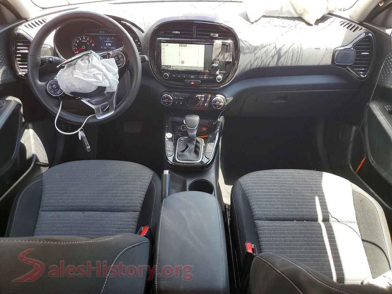 2021 KIA SOUL VIN KNDJ33AU2M7133385, interior dashboard