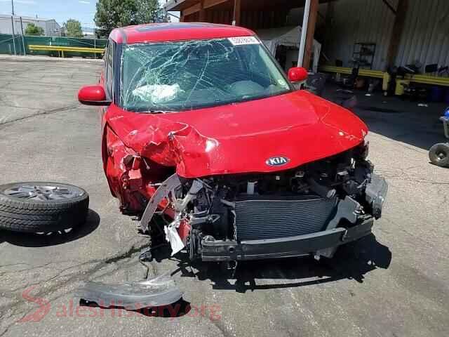 2021 KIA SOUL VIN KNDJ33AU2M7133385, trunk area