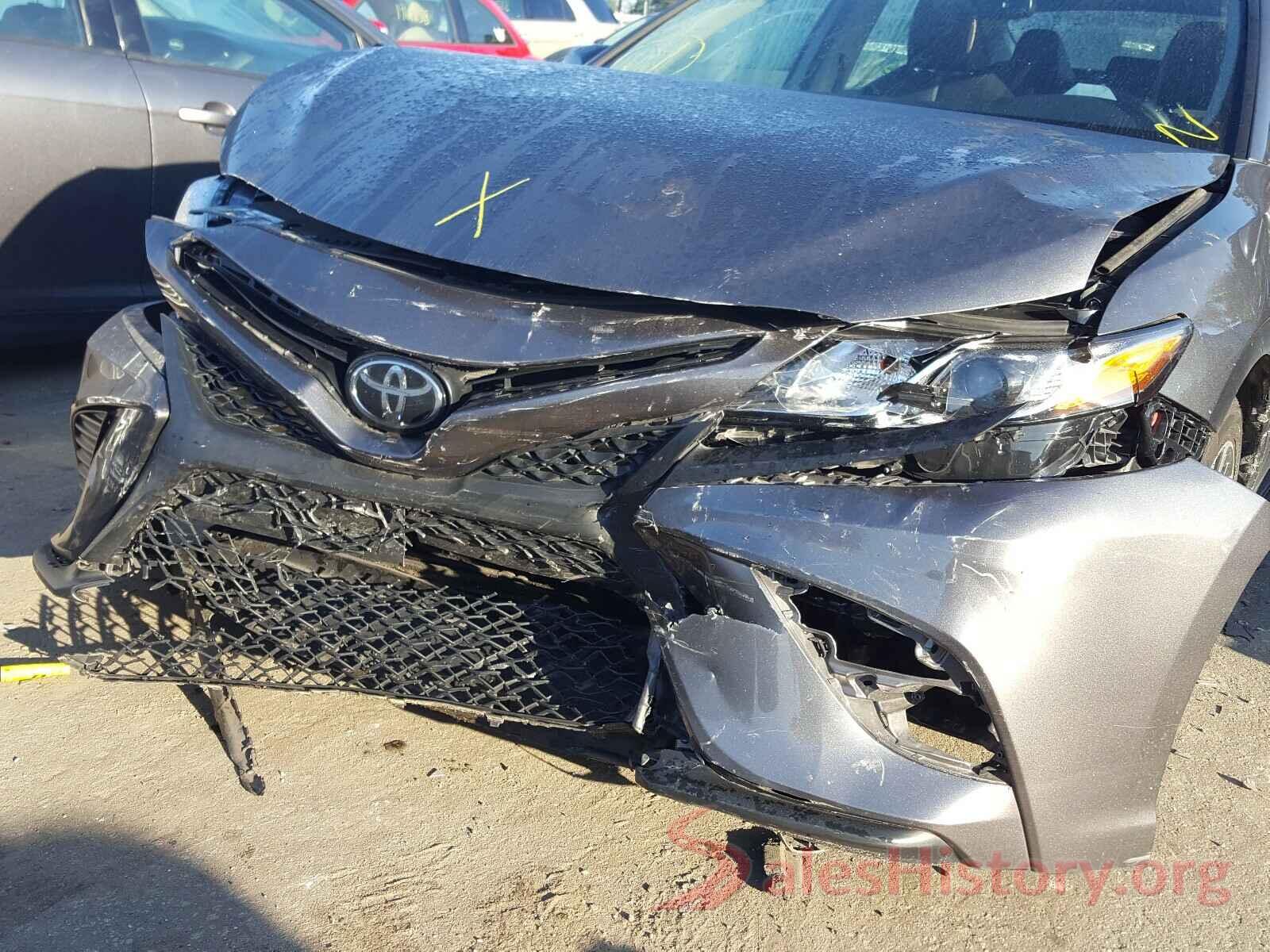 4T1B11HK6JU013665 2018 TOYOTA CAMRY