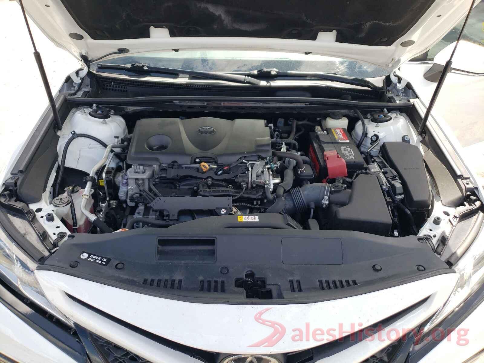 4T1B11HK9JU027673 2018 TOYOTA CAMRY