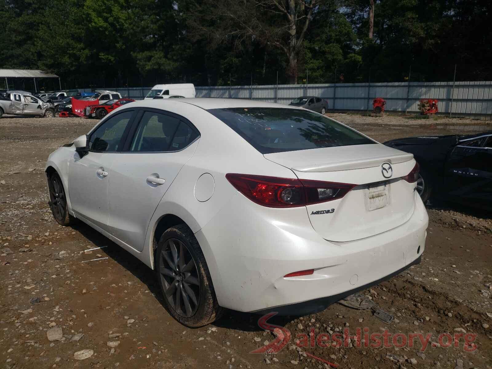 3MZBN1V3XJM184300 2018 MAZDA 3