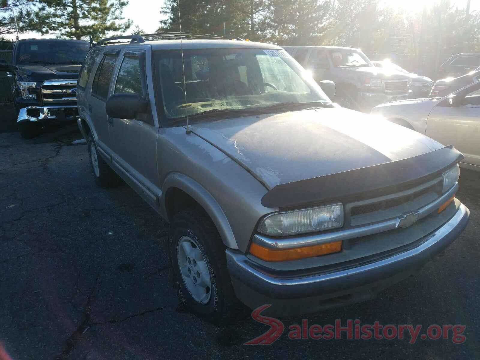 1GNDT13W7Y2206034 2000 CHEVROLET BLAZER