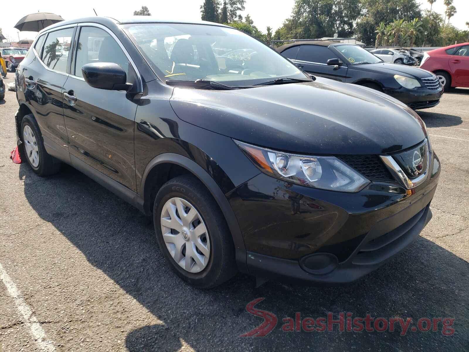 JN1BJ1CP4JW160999 2018 NISSAN ROGUE