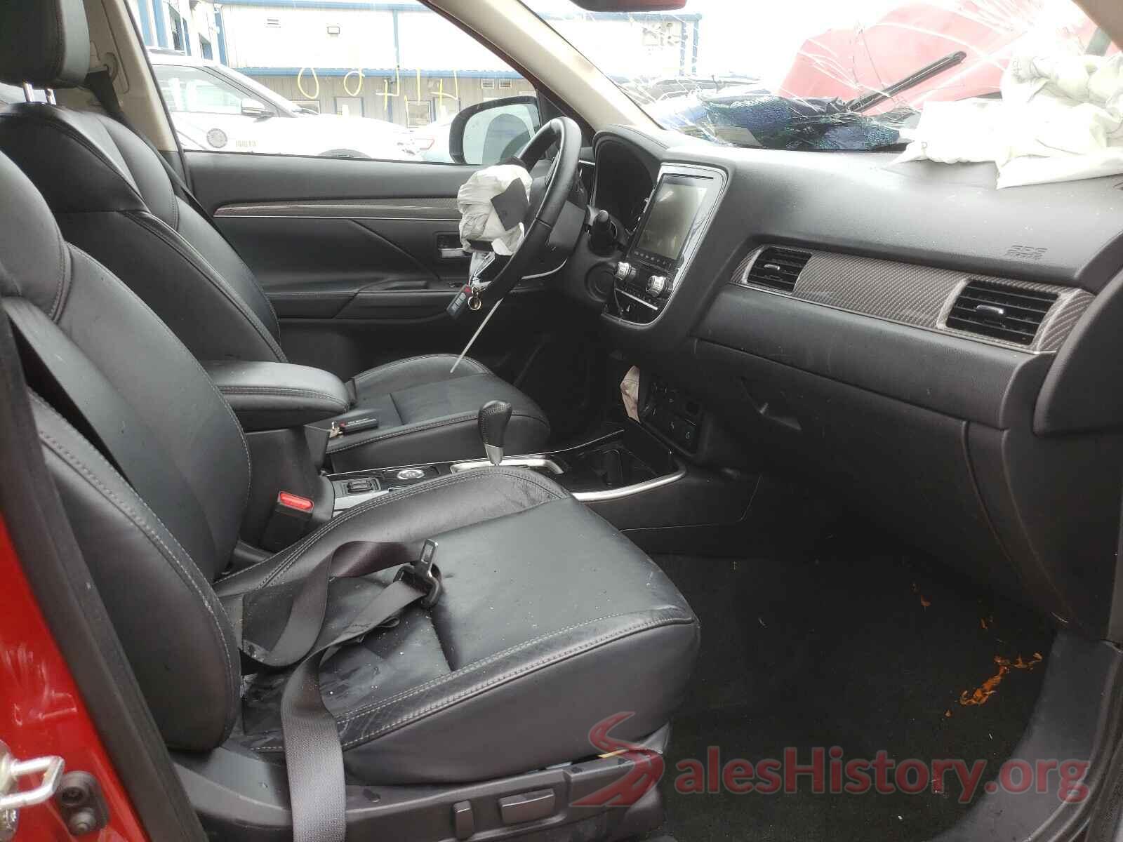 JA4AZ3A32LZ025111 2020 MITSUBISHI OUTLANDER