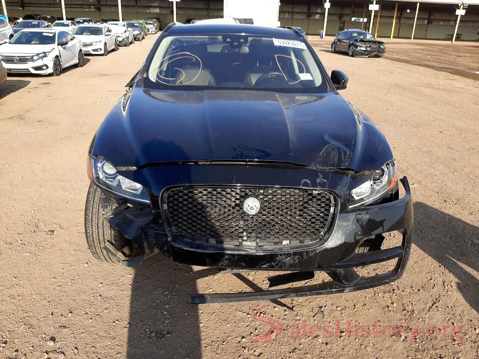 SADCJ2FX5JA271565 2018 JAGUAR F-PACE