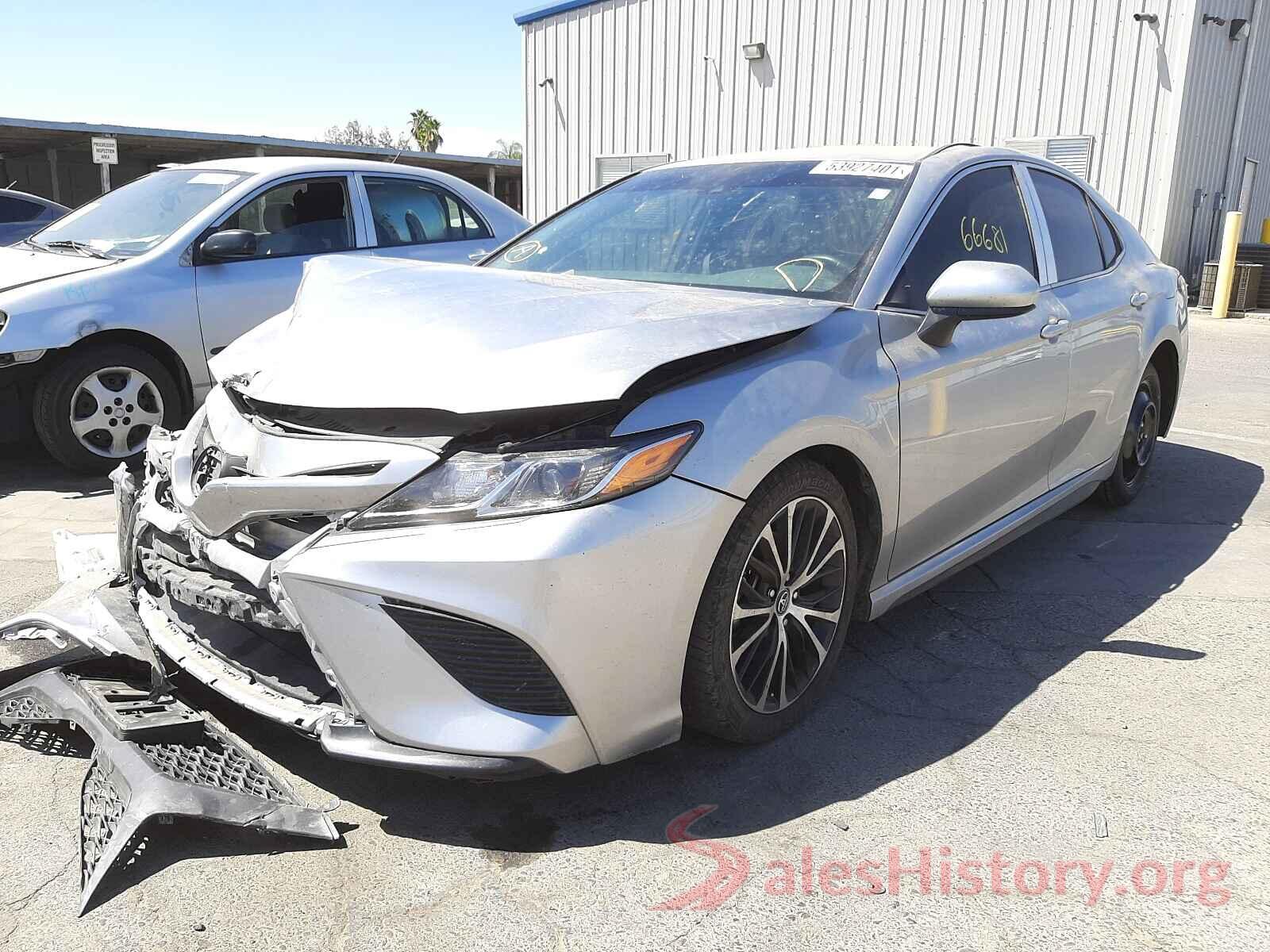 4T1B11HK3KU760738 2019 TOYOTA CAMRY