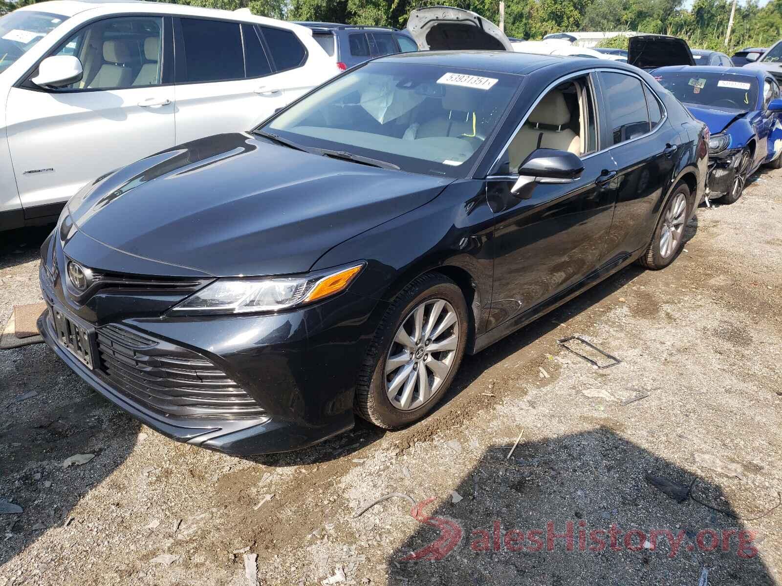 JTNB11HK9J3000589 2018 TOYOTA CAMRY