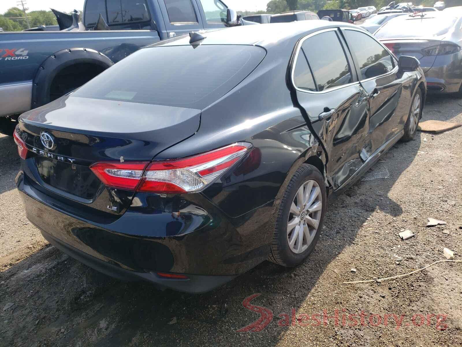 JTNB11HK9J3000589 2018 TOYOTA CAMRY