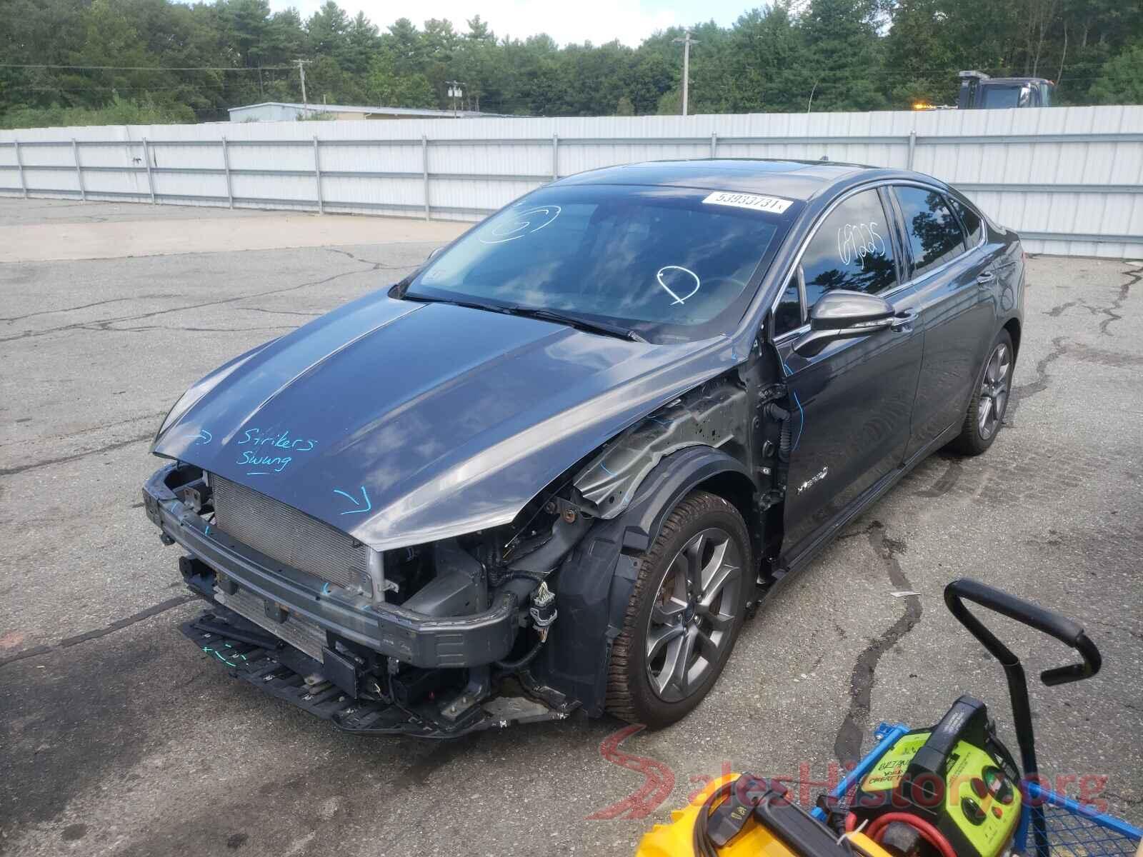 3FA6P0RUXKR139735 2019 FORD FUSION