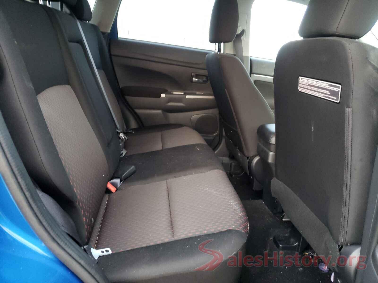 JA4AP3AU3JU024817 2018 MITSUBISHI OUTLANDER