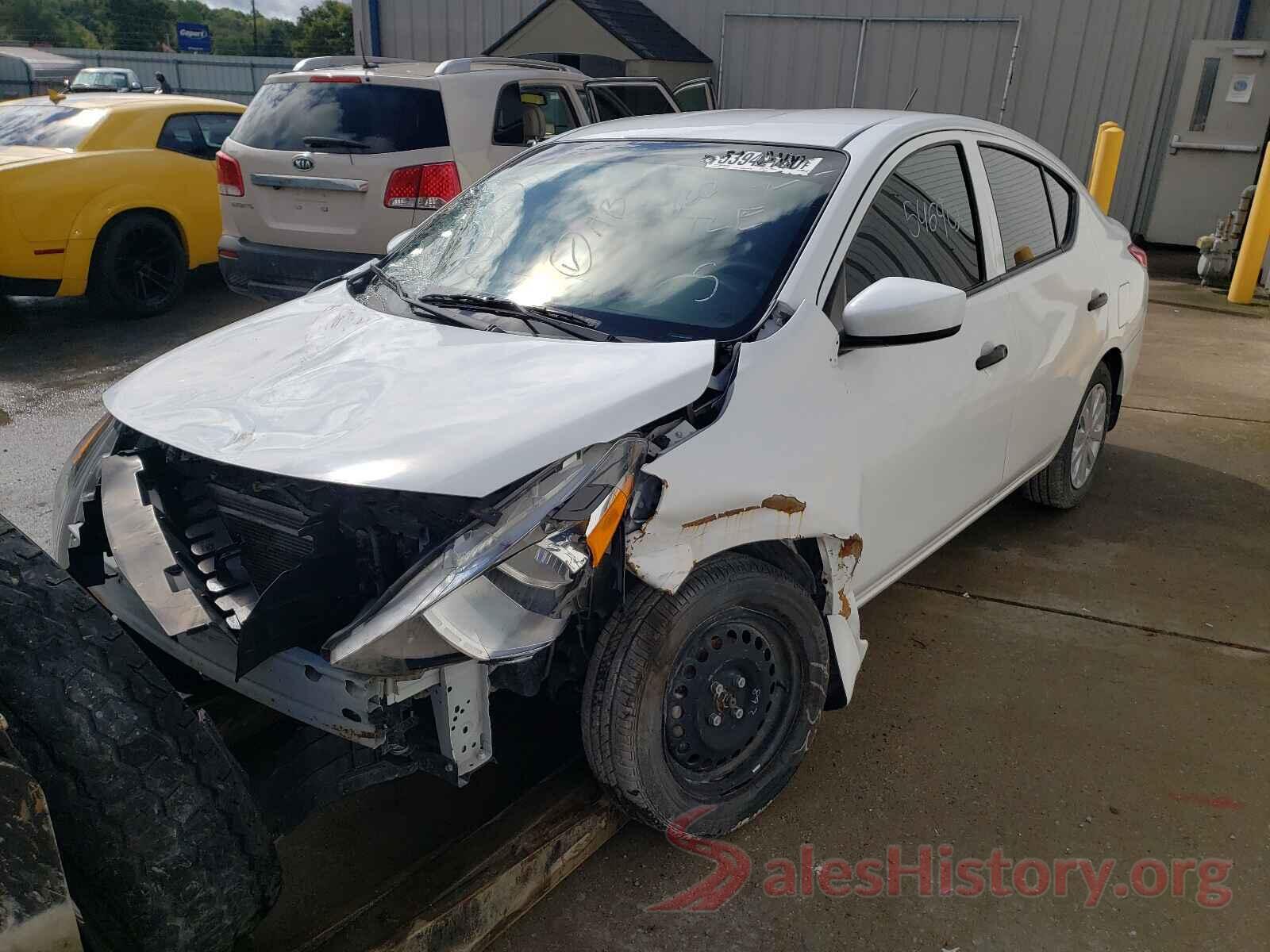 3N1CN7AP4KL831125 2019 NISSAN VERSA