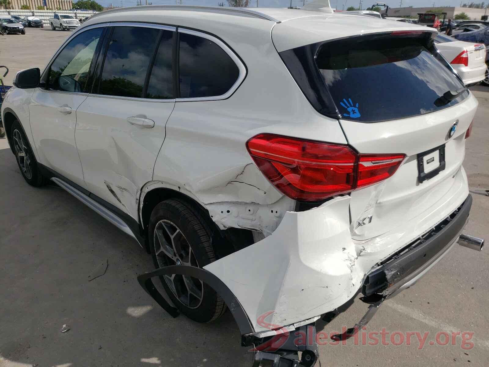 WBXHU7C57K5N42728 2019 BMW X1